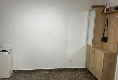 Vand apartament cu 2 camere decomandat - 1