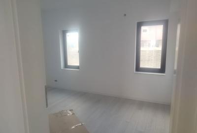 Casă cu 3 camere în Central