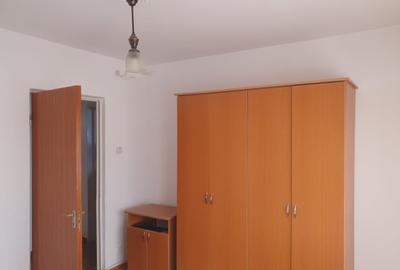 Apartament cu 2 camere decomandat în Sălăjan - 3