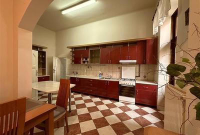 Apartament cu 3 camere semidecomandat în Boul Roșu - 4