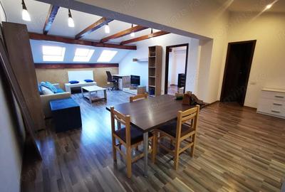 De vanzare Apartament 2 camere ultracentral, mansarda moderna intr-o cladire istorica- 553 - 1