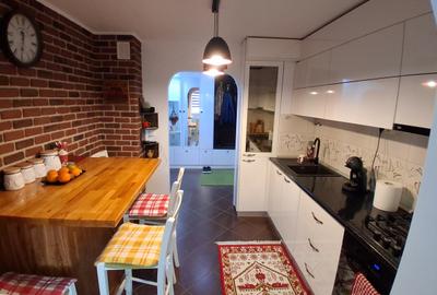 Apartament cu 2 camere decomandat, mobilat în Canta - 4