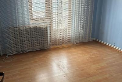 Apartament cu 4 camere decomandat în Vărsătura - 5