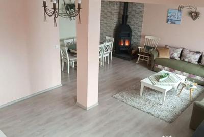 Casă cu 7 camere cu Teren 2000 Mp în Rădăuți - 15