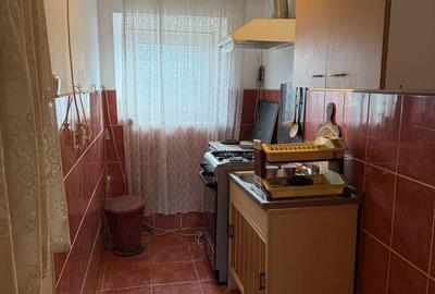 Casă cu 4 camere în Piatra - 4