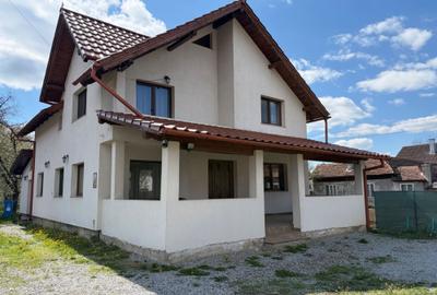 Casă cu 4 camere în Susenii Bârgăului - 3