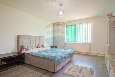 Casă individuală cu 14 camere cu Teren 306 Mp în Central - 20
