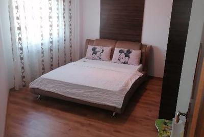 Casa de Cultura-2 camere decomandate, mobilate si utilate....... - 4