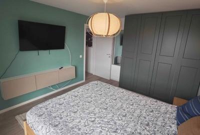 Apartament cu 2 camere decomandat, mobilat în Tei
