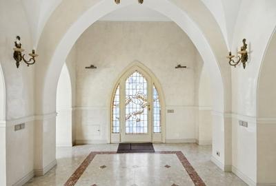 Vila cu arhitectura deosebita, adiacent Bd-ului Lascar Catargiu, RENOVATA - 2