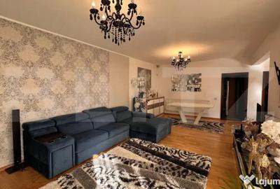 Casă cu 4 camere cu Teren 400 Mp în Central - 1
