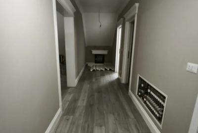 Casă cu 8 camere cu Teren 750 Mp în Central - 8