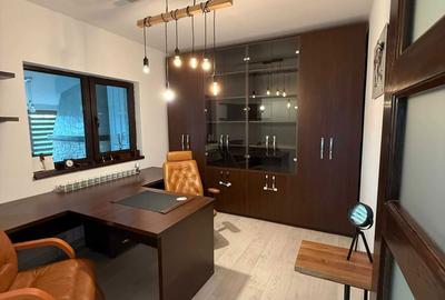Casă cu 4 camere cu Teren 370 Mp în Central - 10