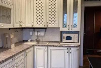 Apartament cu 2 camere semidecomandat în Dacia