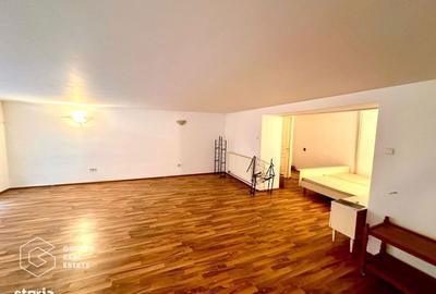Spațiu comercial, de 75 mp, în Central - 4