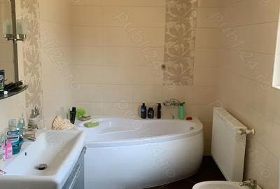 Casă cu 4 camere în Rădăuți - 8