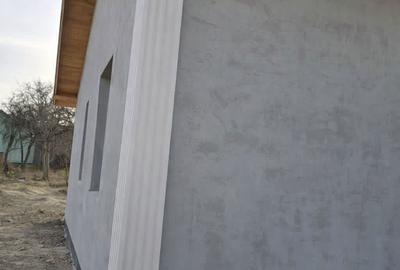 Casă cu 4 camere în Exterior Vest - 1