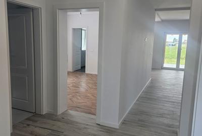 Casă cu 3 camere în Șag - 2