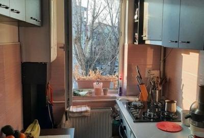Apartament cu 2 camere decomandat, mobilat în Alexandru cel Bun