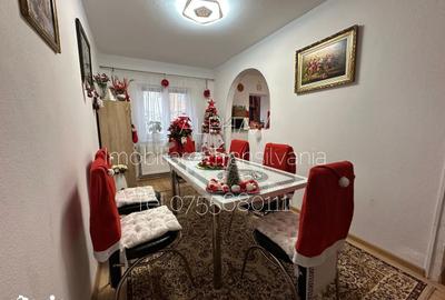Apartament cu 3 camere decomandat în Central - 4