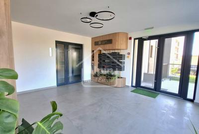 Apartament cu 3 camere decomandat, mobilat în Tractorul - 25