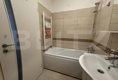 Apartament cu 2 camere semidecomandat, mobilat în Bucium