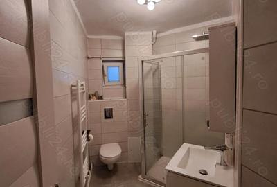 Apartament cu 3 camere decomandat în Central - 1