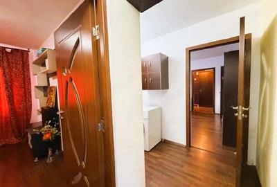 Apartament cu 3 camere semidecomandat în Central - 2