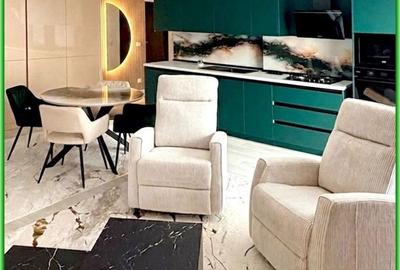 Apartament cu 3 camere în Central - 2