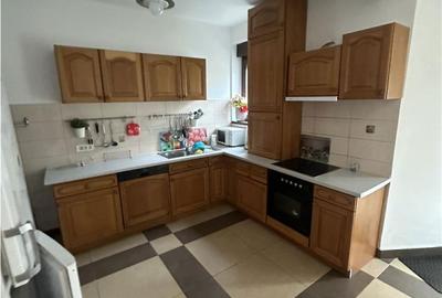 Casă cu 3 camere cu Teren 400 Mp în Central - 10