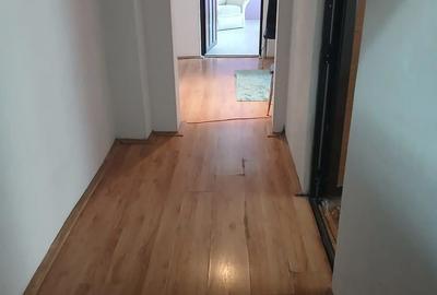 Apartament cu 3 camere decomandat în Central - 9