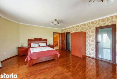 Casă cu Teren 2700 Mp în Sânmartin - 7