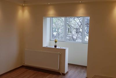 Garsonieră decomandată în Central - 3