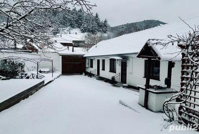 Casă cu 3 camere cu Teren 1100 Mp în Central - 2