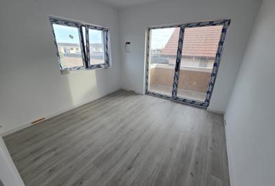 Duplex cu 4 camere cu Canalizare în Moșnița Nouă - 8