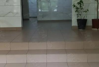 PARTICULAR Apartament 3 camere de vanzare, Titan - Auchan, zona lini?tita - 1