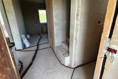 Duplex cu 4 camere cu Canalizare în Florești - 18