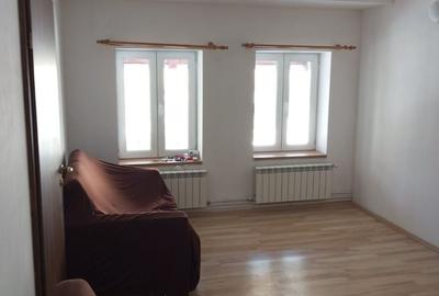 Apartament cu 2 camere semidecomandat în 1 Mai - 8
