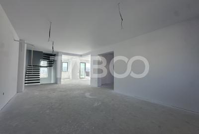 Casă individuală cu 5 camere cu Canalizare în Iris - 1