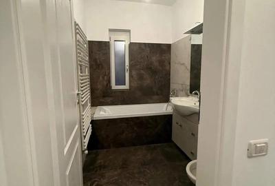 Apartament cu 3 camere terasa GENEROASA DE 20 MP GIROC - 1