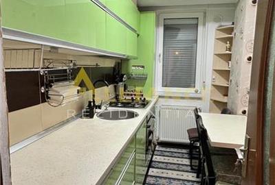 Apartament cu 3 camere decomandat în Central - 11