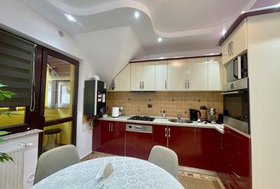 Apartament cu 3 camere semidecomandat în Central - 15