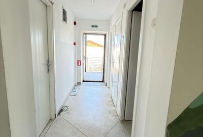 Spațiu comercial, de 200 mp, în Central - 9