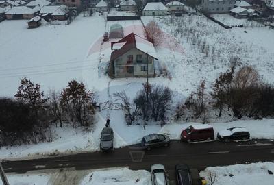 Casă cu 6 camere cu Teren 1300 Mp în Satulung - 2