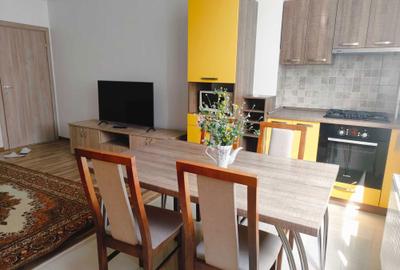 Apartament cu 3 camere decomandat în 9 Mai - 1