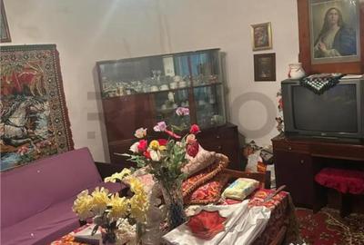 Casă cu 3 camere cu Teren 2268 Mp în Talpoș - 3