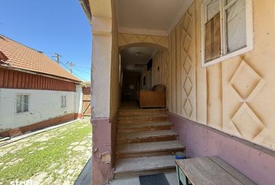 Casă cu 4 camere cu Teren 400 Mp în Poiana Sibiului - 3