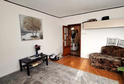 Apartament cu 4 camere decomandat în Brăilei - 2