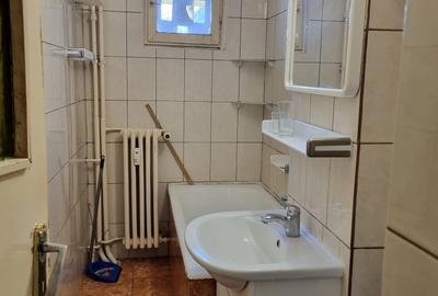 Apartament cu 2 camere semidecomandat în Tomis Nord - 12