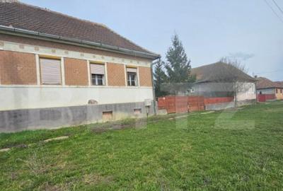 Casă cu 3 camere cu Teren 2766 Mp în Reghin - 4